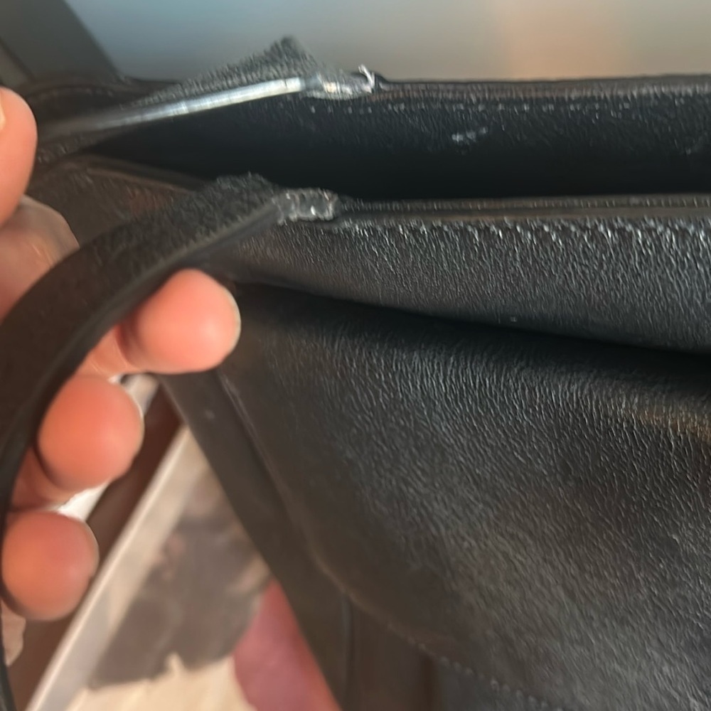 Kate Spade ♠️ Black Leather Front Flap Pocket Bow Tote - Picture 4 of 9